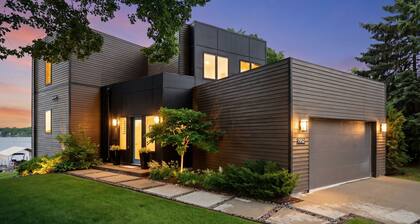 Lakefront Luxury