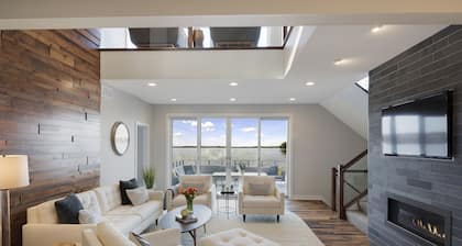 Lakefront Luxury