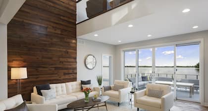 Lakefront Luxury