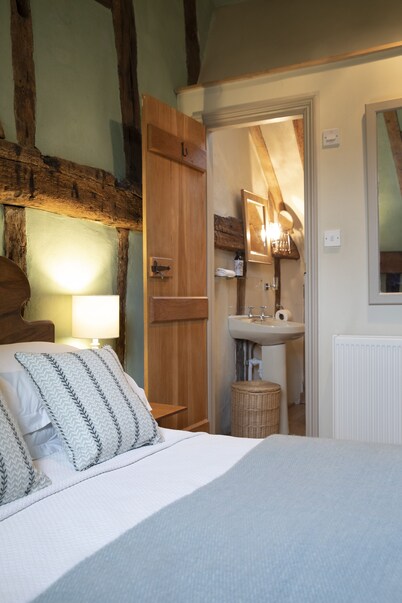 Romantic village hideaway for two. Great for walking and cycling.