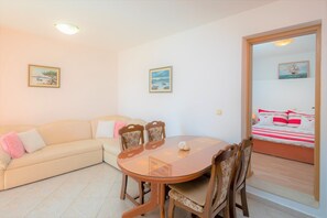 Interior - Family apartment with terrace (Stanici)