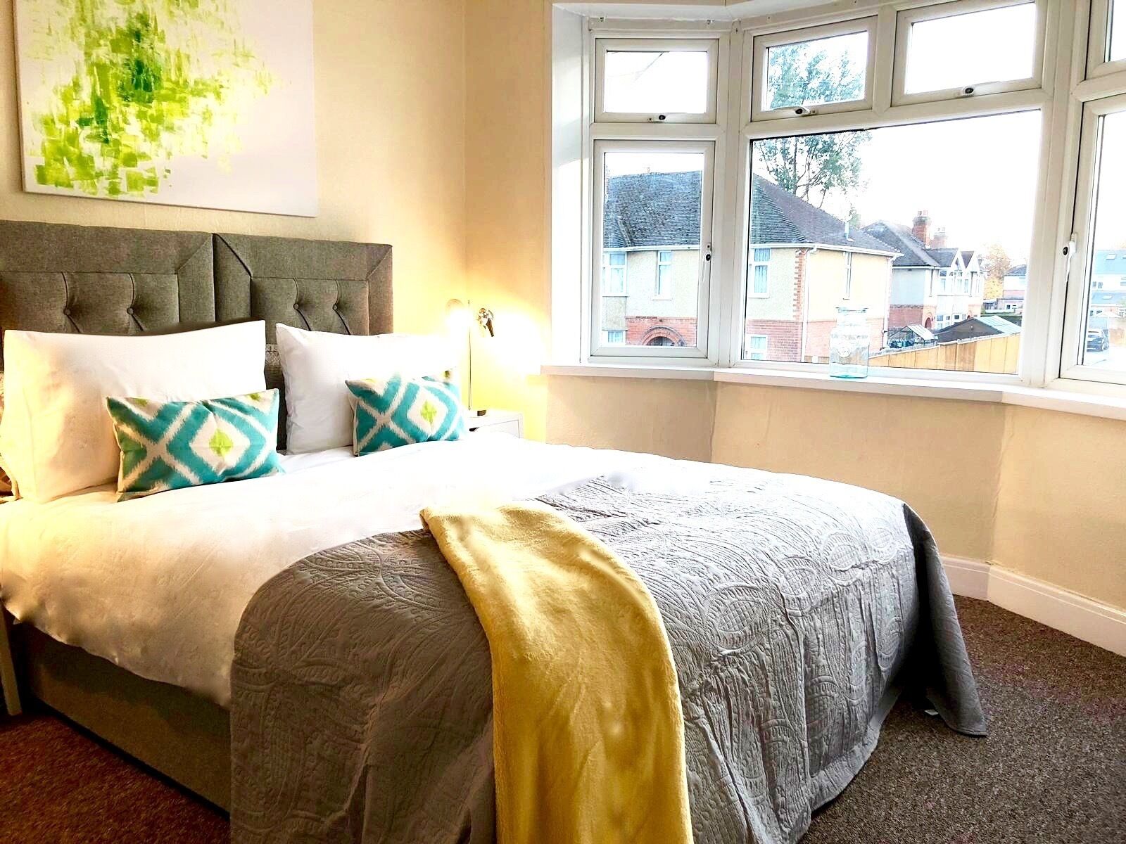 3 chambres, fer et planche à repasser, Wi-Fi, draps fournis