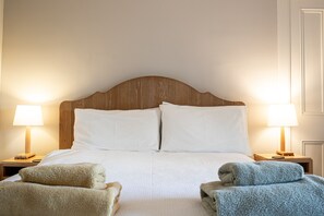 4 Schlafzimmer, Bügeleisen/Bügelbrett, Reisekinderbett, WLAN