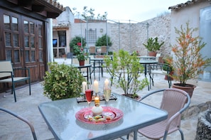 Terrace/patio - La Casa del Canónigo - Adults Only (Huete)