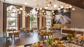 Full-size fridge, coffee/tea maker, electric kettle, paper towels