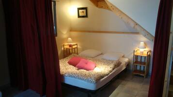 2 slaapkamers, een strijkplank/strijkijzer, wifi, beddengoed