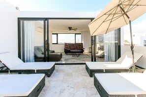 Exclusive Penthouse, Kitchen | Terrace/patio