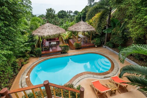 Villa Siam Lanna, private pool near the beach with sea view