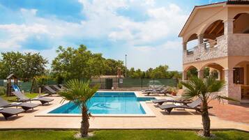 Piscina externa