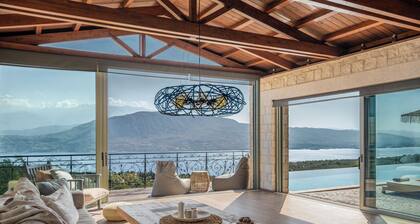 Villa Elements: A Sea View Living Estate by etouri