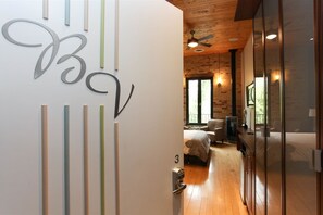 1 chambre, fer et planche à repasser, Wi-Fi