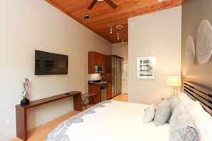 1 habitación, tabla de planchar con plancha y wifi