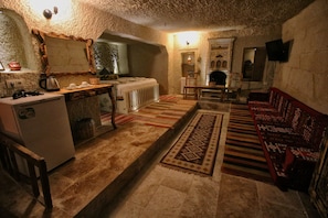 2 bedrooms, minibar, in-room safe, individually decorated