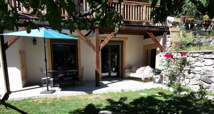 appartement rdc dans maison avec jardin