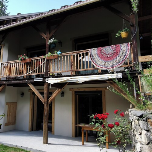 appartement rdc dans maison avec jardin