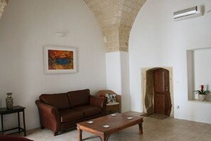 Takka, kirjoja, stereot