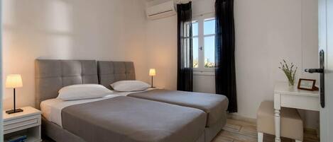 3 chambres, fer et planche à repasser, accès Internet, draps fournis