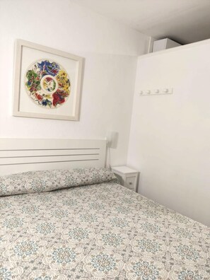 1 bedroom, iron/ironing board