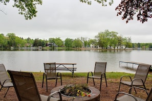 Property grounds - Vintage Cottage on Lake Delton (Wisconsin Dells)