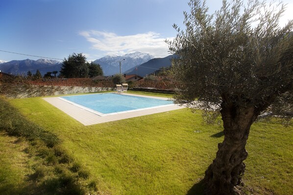 Pool - Lenno Terraze Ground Floor Apartment with pool by Italian Apartments (Lenno)