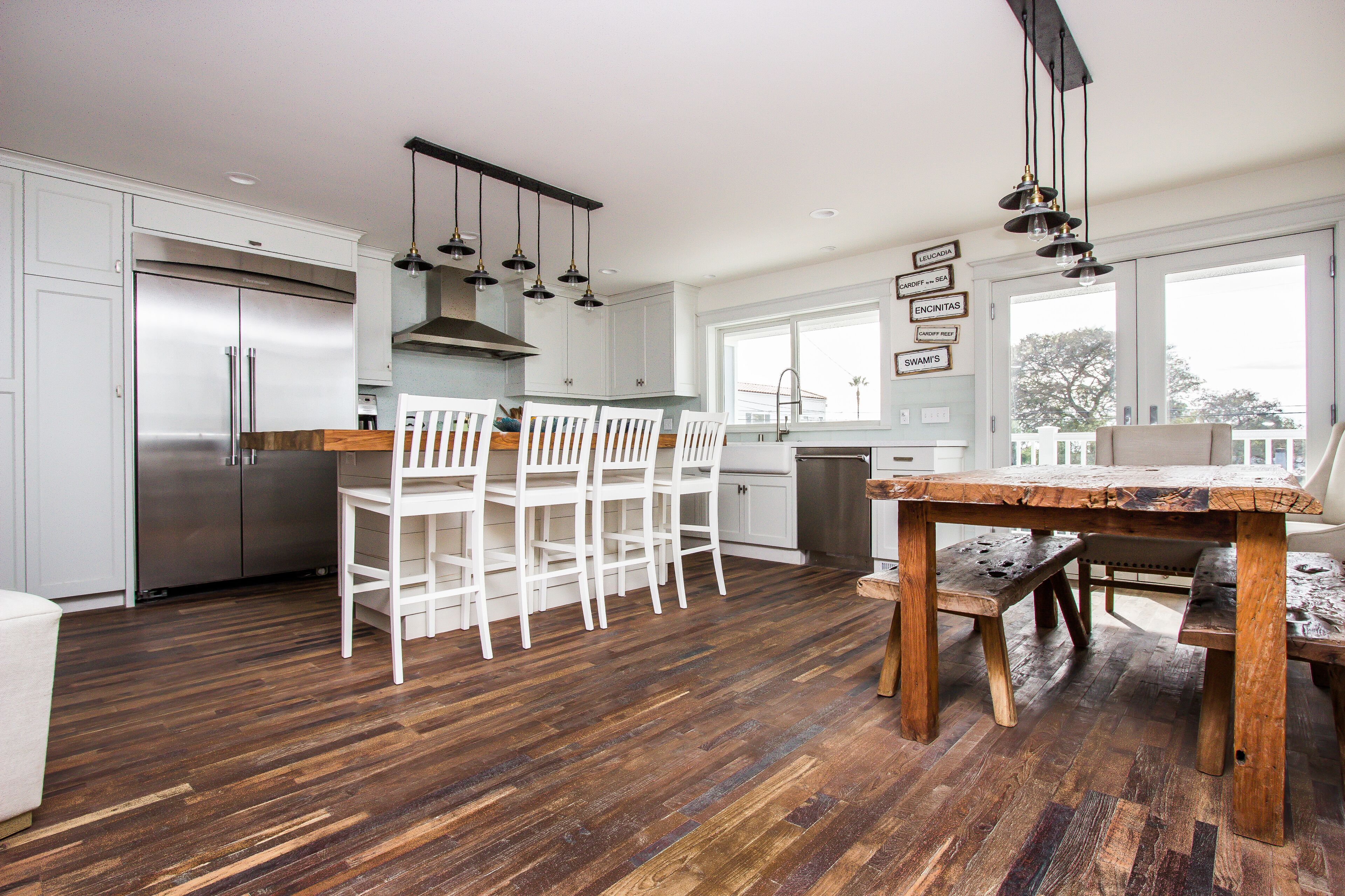 Charming Coastal 3bd/2.5 bath home with Ocean Views