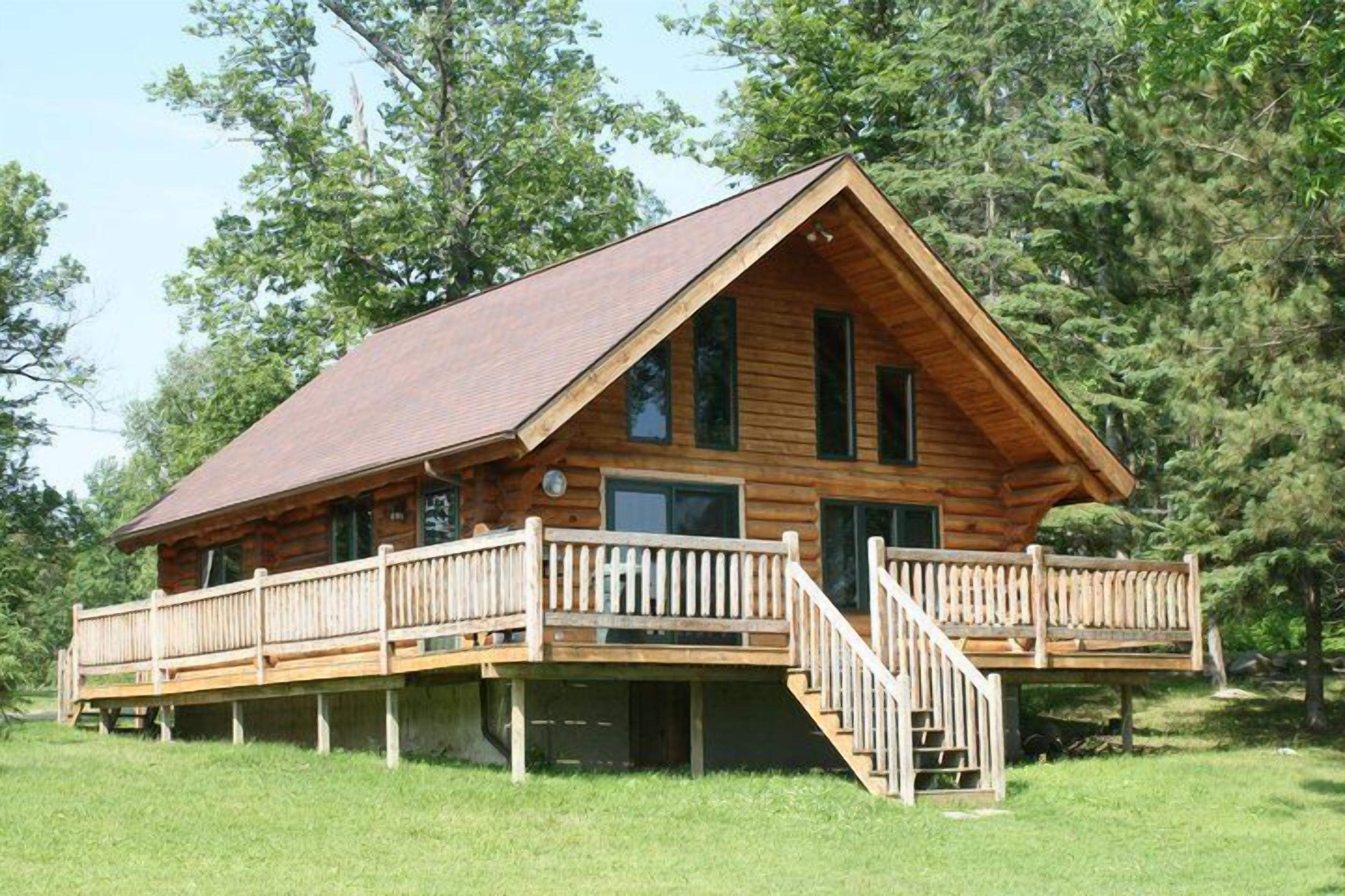 Beautiful Log Cabins On Pelican Lake In Orr Minnesota