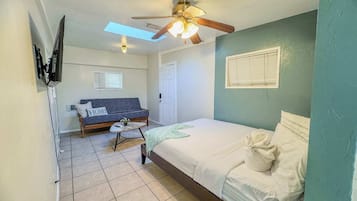 1 bedroom, iron/ironing board, WiFi, bed sheets