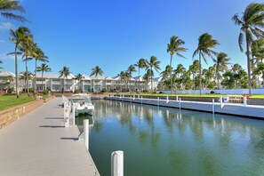 Marina - Waterfront luxury Villa (42) with sunset views and boat slip (Marathon)