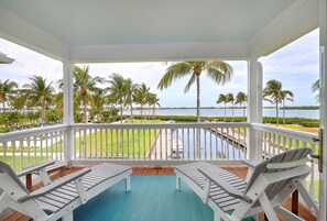 Property grounds - Waterfront luxury Villa (42) with sunset views and boat slip (Marathon)