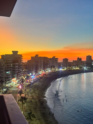 Dream loma 180 asteen merinäköalalla