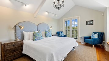 Deluxe kamer, niet-roken, uitzicht op vallei | Een minibar, een kluis op de kamer, individueel gedecoreerd