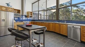 茶具/咖啡用具、冰箱、微波炉、烤箱