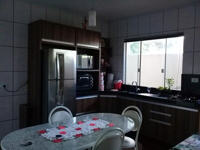 Comfortable house in Campo Mourao air in both bedrooms