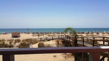 Beach nearby, sun loungers