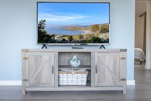 House (3 Bedrooms) | Room amenity - Marbella Lane Pedro Point Beach House with Hot Tub (Pacifica)