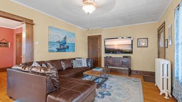 House (2 Bedrooms) | Property amenity