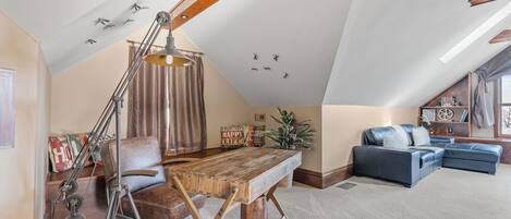House (3 Bedrooms) | Property amenity