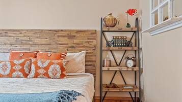 Nhà (3 Bedrooms) | 3 phòng ngủ, bộ đồ giường cao cấp, trang trí khác biệt