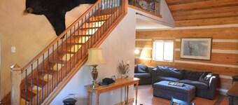 Crowsnest Riverside Cabin- 42 km dalla stazione sciistica di Castle Mountain