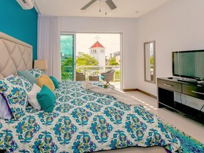 3 bedrooms, in-room safe, iron/ironing board, travel crib