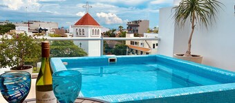 Huge Luxury Penthouse in the Heart of Playa - Oasis Chloe