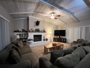 Smart TV, table football