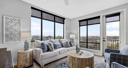 Luxurious Downtown Corner 2bd2bth-City/River-#320