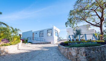 숙박 시설 정면