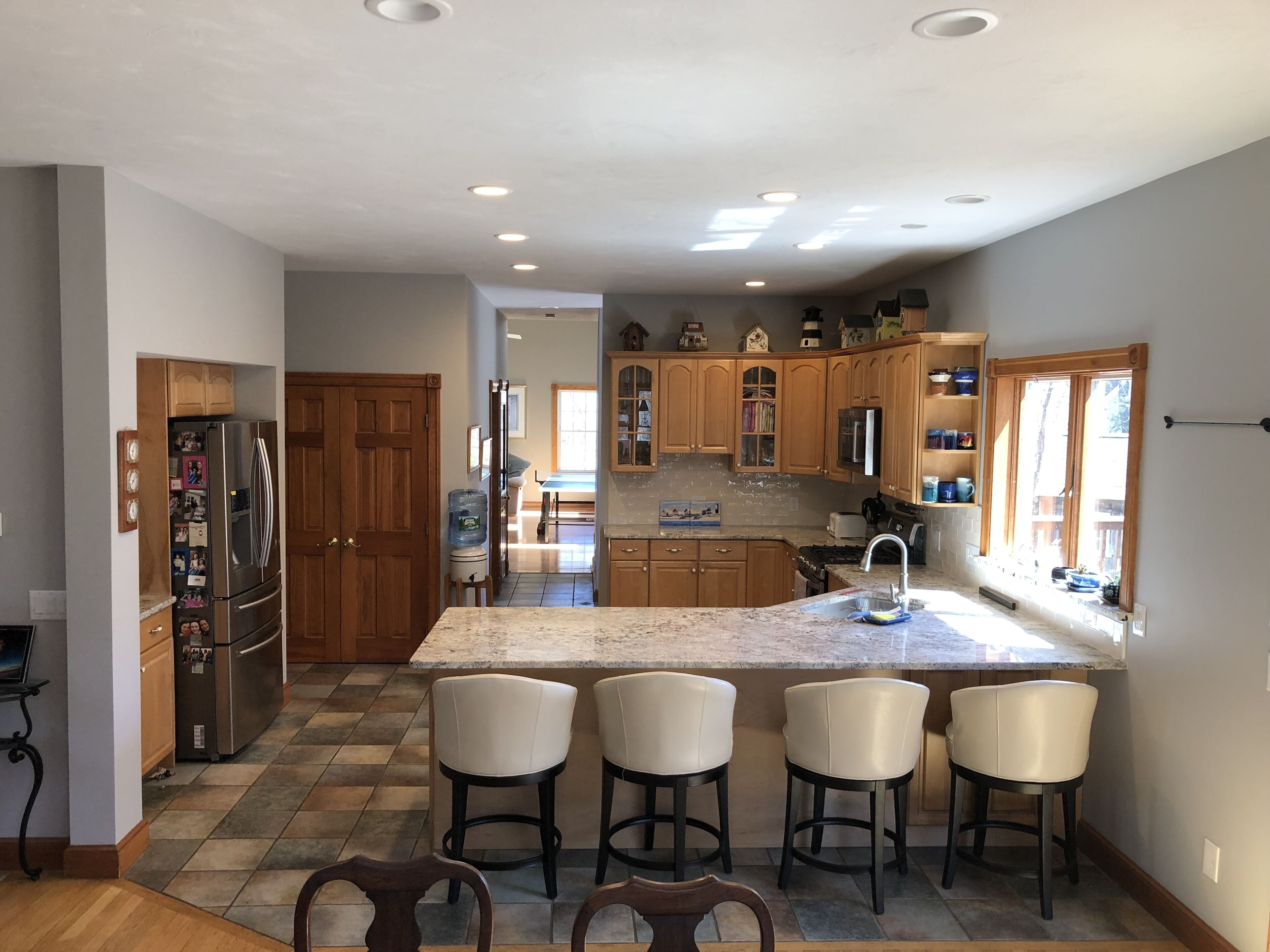 ثلاجة، ميكروويف، فرن، موقد طهي مسطح