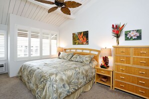2 bedrooms, iron/ironing board, internet, bed sheets