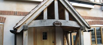 Measure Cottage - Sleeps up to 5 - Henley in Arden - HOT TUB