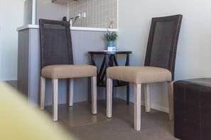 Interior detail - Studio 8 on Waterson (Airlie Beach)