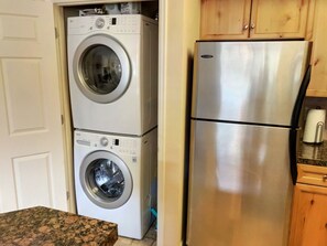 Interior - Spacious 2BR Condo with oversized garage and family friendly amenities! (Fraser)