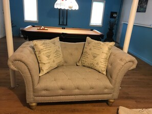 Game room - CONTEMPORARY RANCH STYLE HOME, CLOSE TO CRAIGVILLE BEACH AREA (Barnstable)